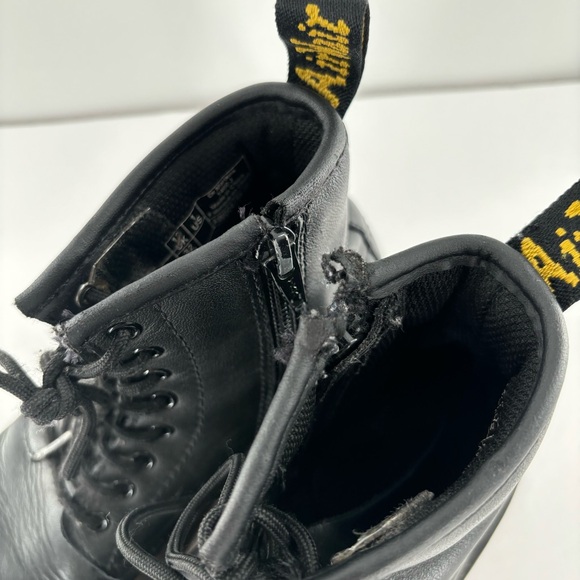 Dr. Martens 1460 J. Lace Up Side Zipper Combat Boots Size US 1 - Picture 9 of 12